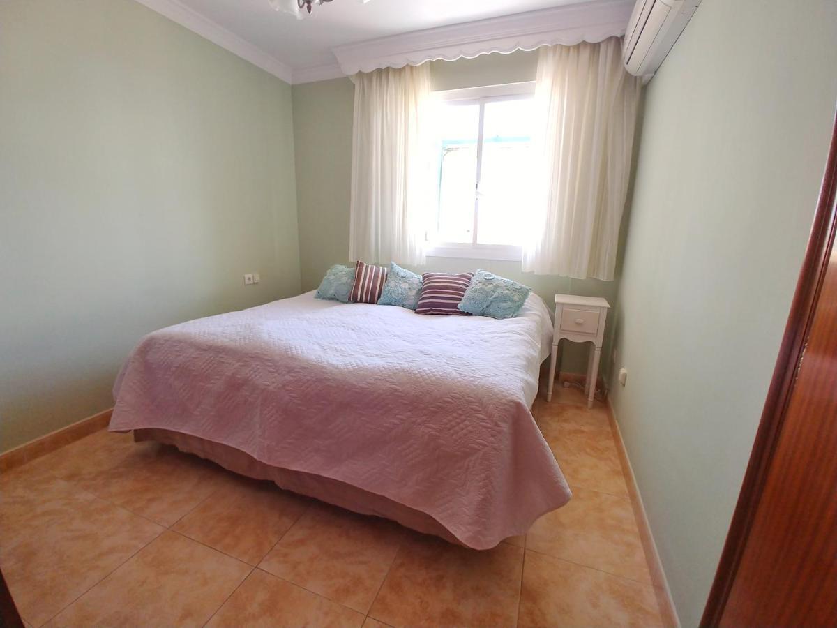 Penthouse With Stunning Views Διαμέρισμα Εστεπόνα Εξωτερικό φωτογραφία