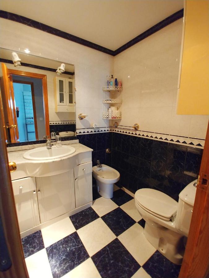 Penthouse With Stunning Views Διαμέρισμα Εστεπόνα Εξωτερικό φωτογραφία