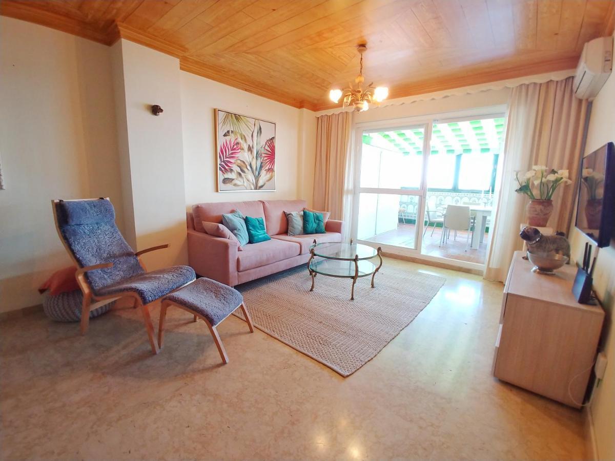 Penthouse With Stunning Views Διαμέρισμα Εστεπόνα Εξωτερικό φωτογραφία